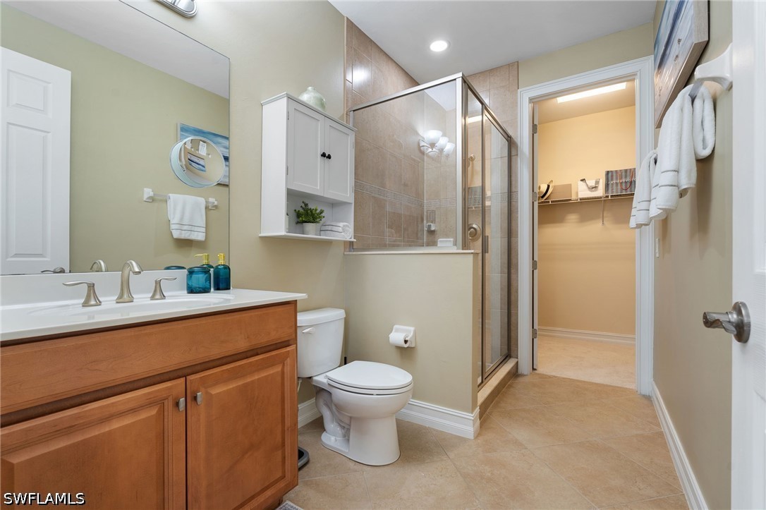 3 Bed Condominium for Sale in Sorrento, photo 14