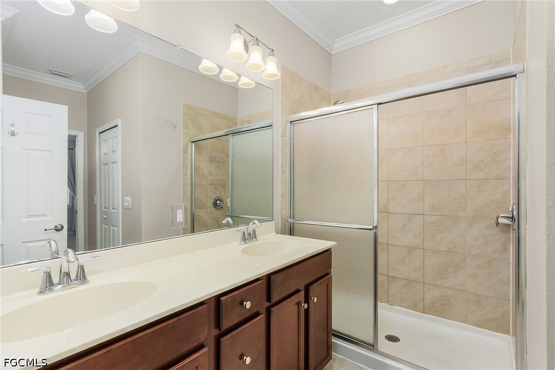 3 Bed Waterfront Home for Sale in Fort Myers, photo 14
