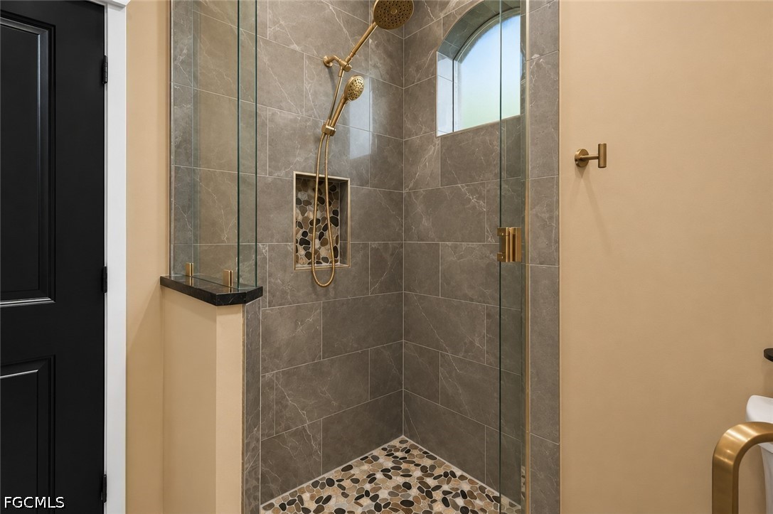 3 Bed SingleFamilyResidence for Sale in Port Labelle, photo 14