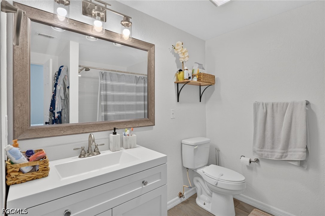 2 Bed Condominium for Sale in Estero, photo 14