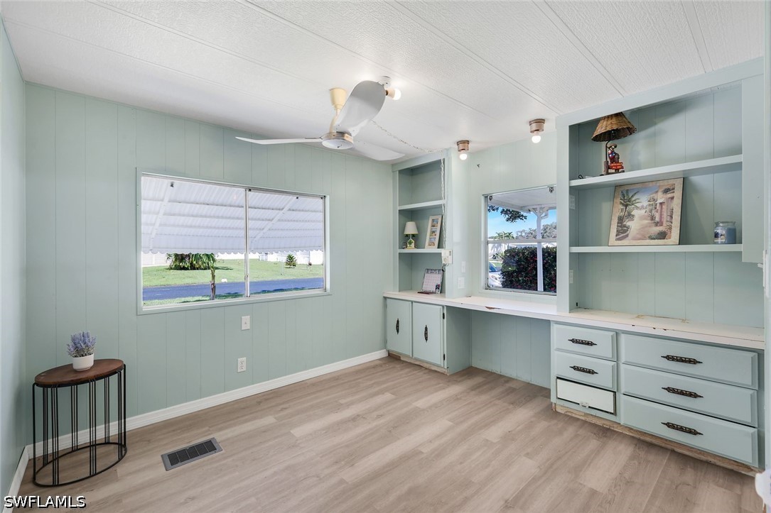 2 Bed ManufacturedHome for Sale in Bonita Springs, photo 14