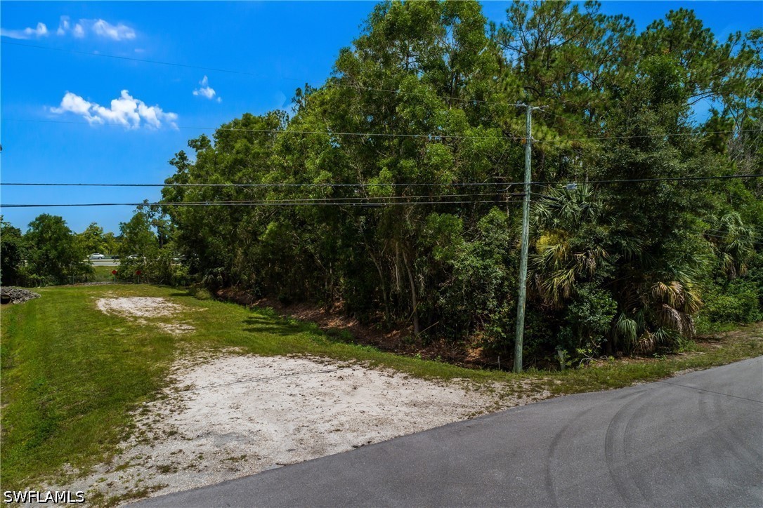 Residential for Sale in Golden Gate Estates, photo 14