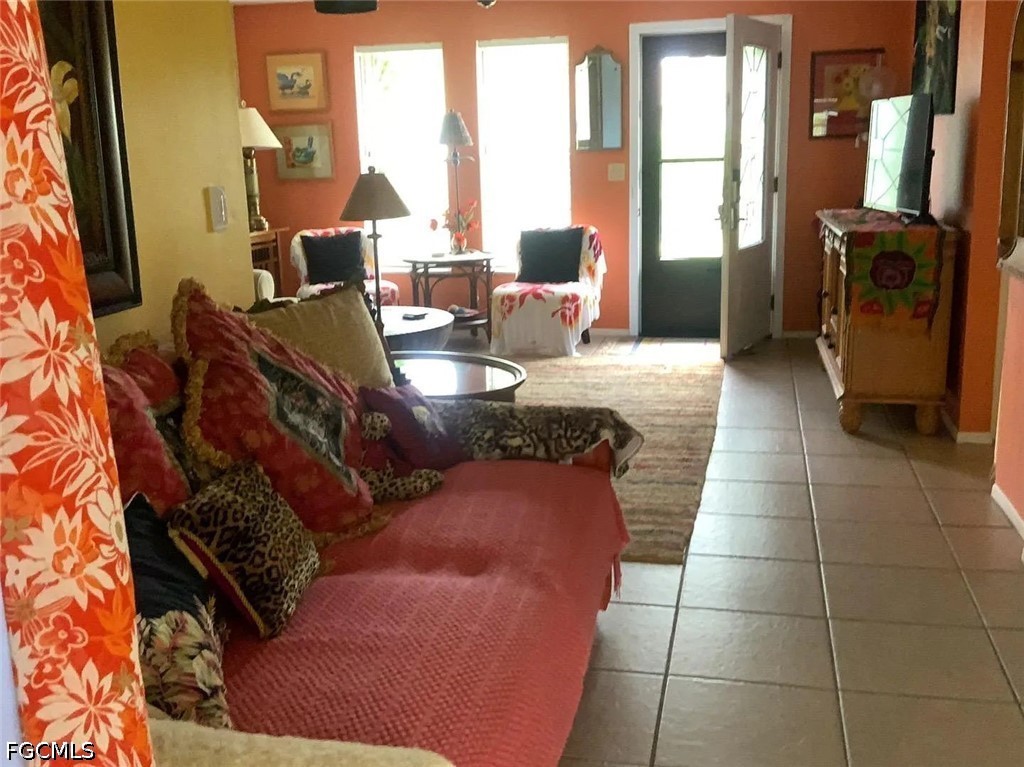 1 Bed Attached for Sale in Bonita Farms, photo 14