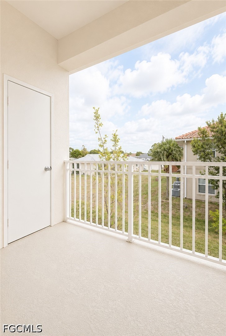 2 Bed Condominium for Sale in Cape Coral, photo 14
