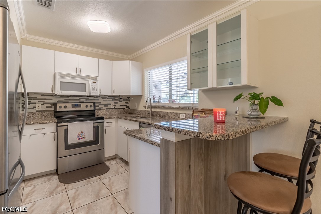 4 Bed SingleFamilyResidence for Sale in Naples, photo 14