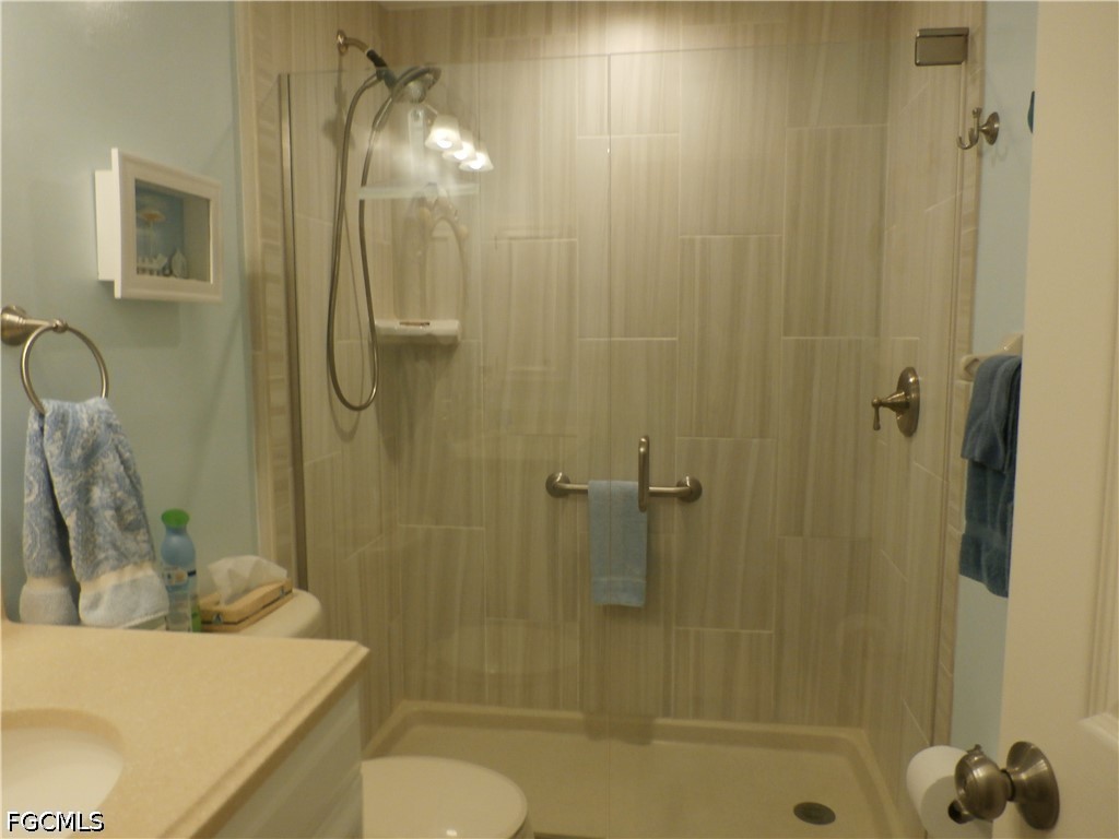 2 Bed Condominium for Sale in Terrace, photo 14