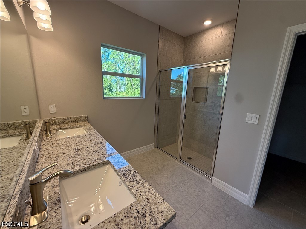3 Bed SingleFamilyResidence for Sale in Lehigh Acres, photo 14