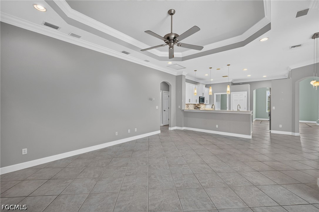 4 Bed Waterfront Home for Sale in Crown Colony, photo 14