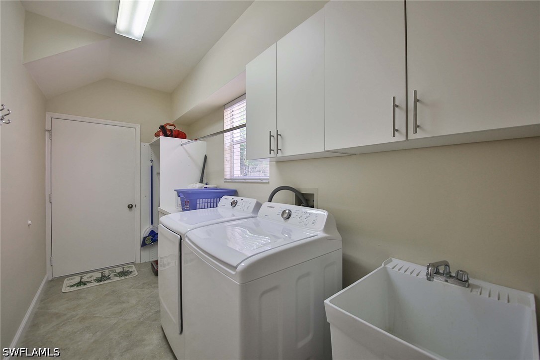 3 Bed Waterfront Home for Sale in Naples, photo 14
