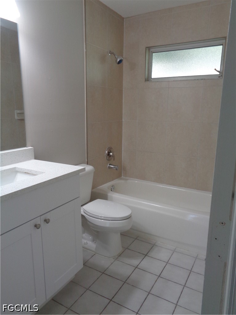3 Bed SingleFamilyResidence for Sale in Cape Coral, photo 14