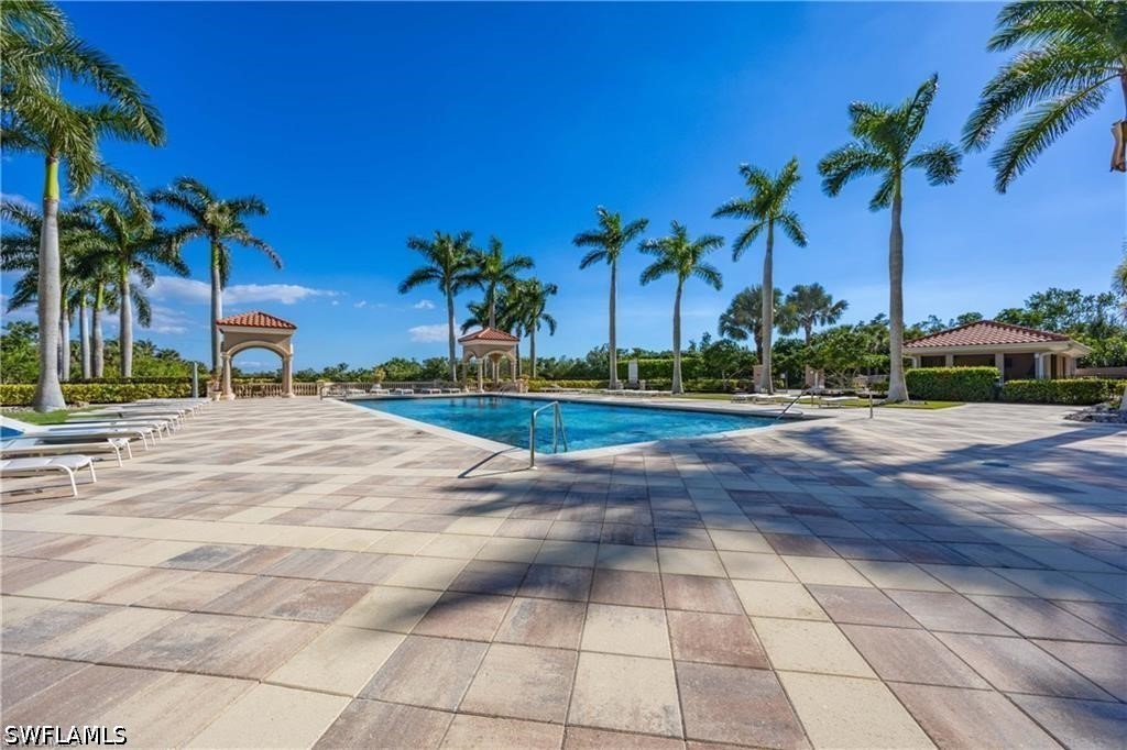 3 Bed Condominium for Sale in Aversana, photo 14
