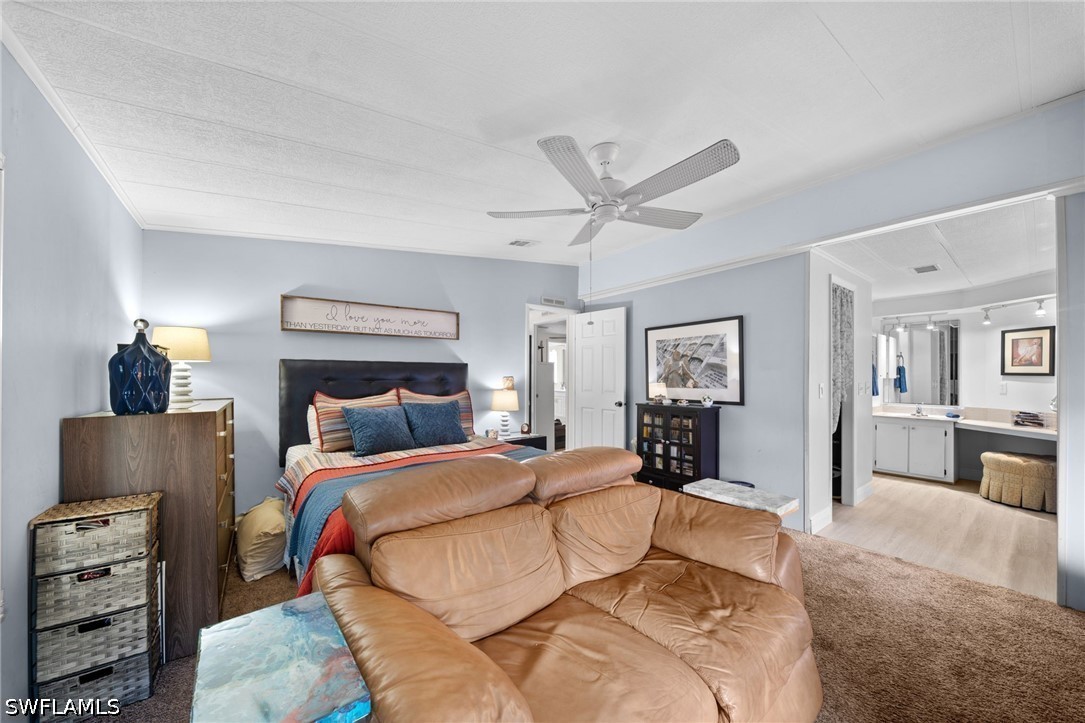 2 Bed ManufacturedHome for Sale in Naples, photo 14