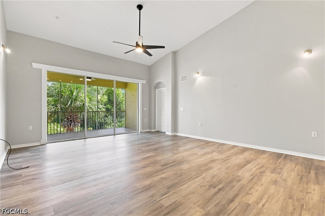 2 Bed Condominium for Sale in Calusa Palms, photo 14