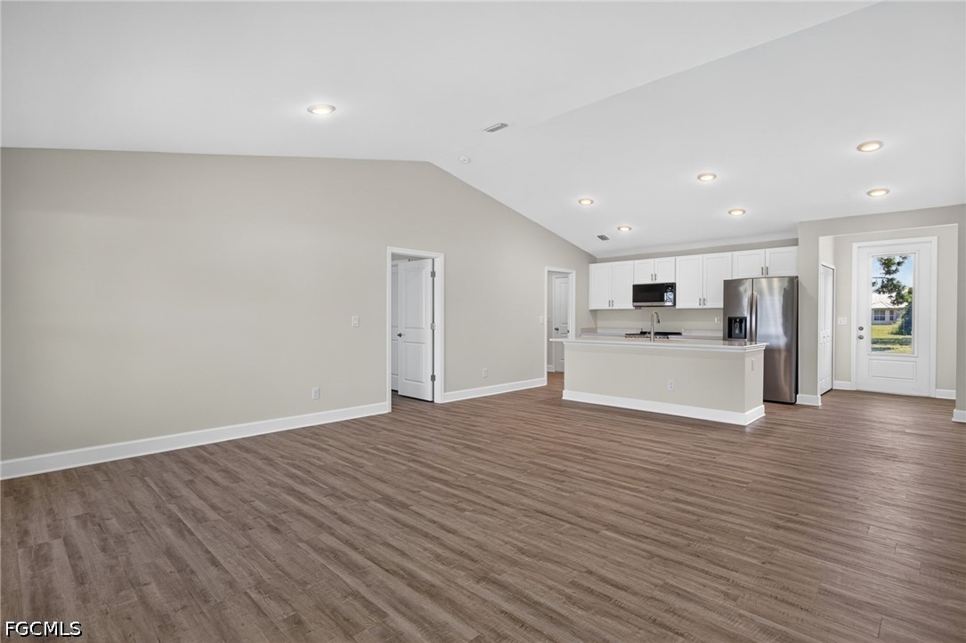 4 Bed SingleFamilyResidence for Sale in Cape Coral, photo 14