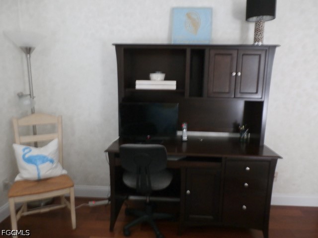 2 Bed Condominium for Sale in Manor, photo 14