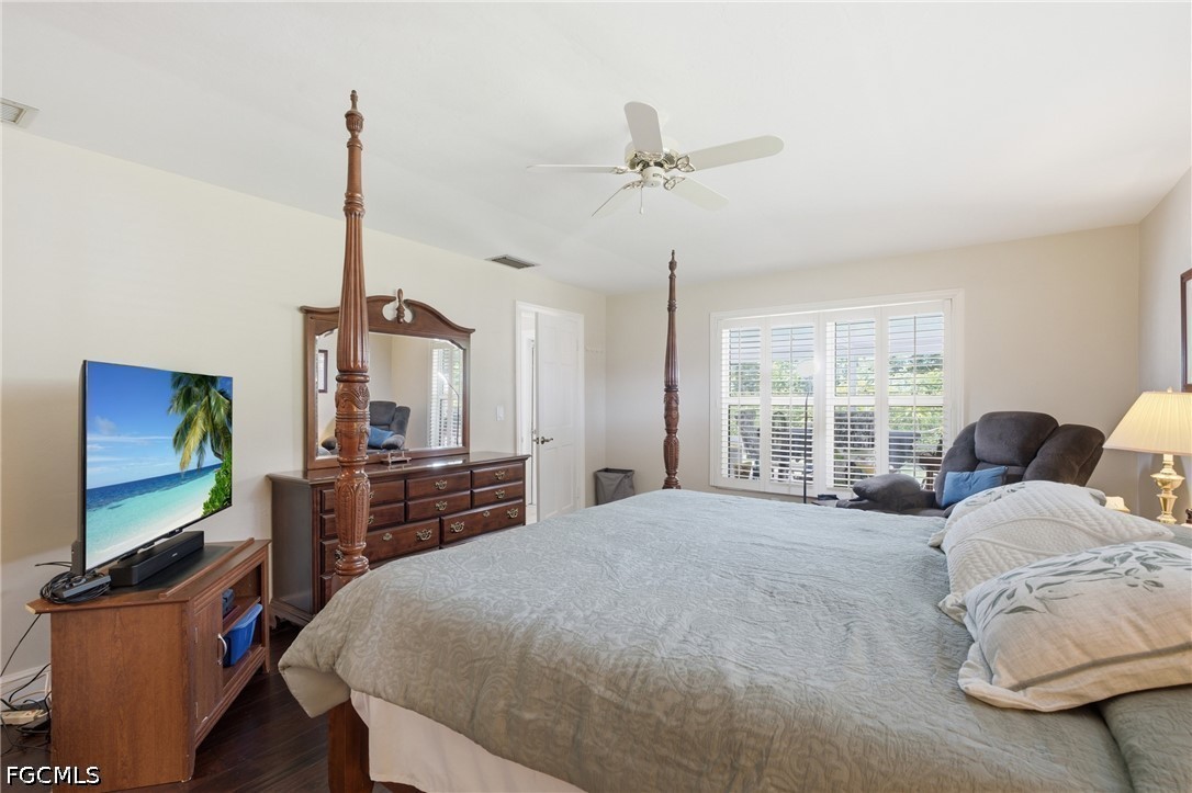3 Bed SingleFamilyResidence for Sale in Fort Myers, photo 14