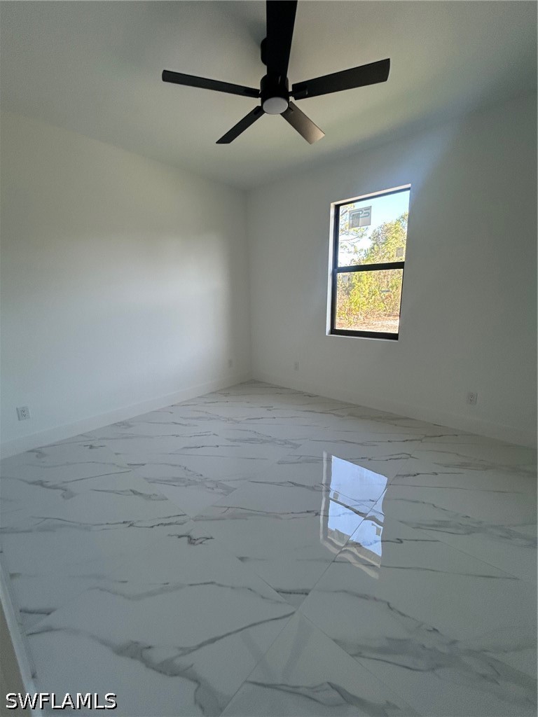3 Bed SingleFamilyResidence for Sale in Naples, photo 14