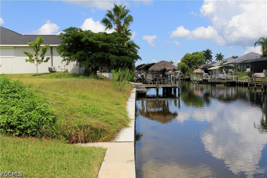 Waterfront Home for Sale in Cape Coral, photo 14