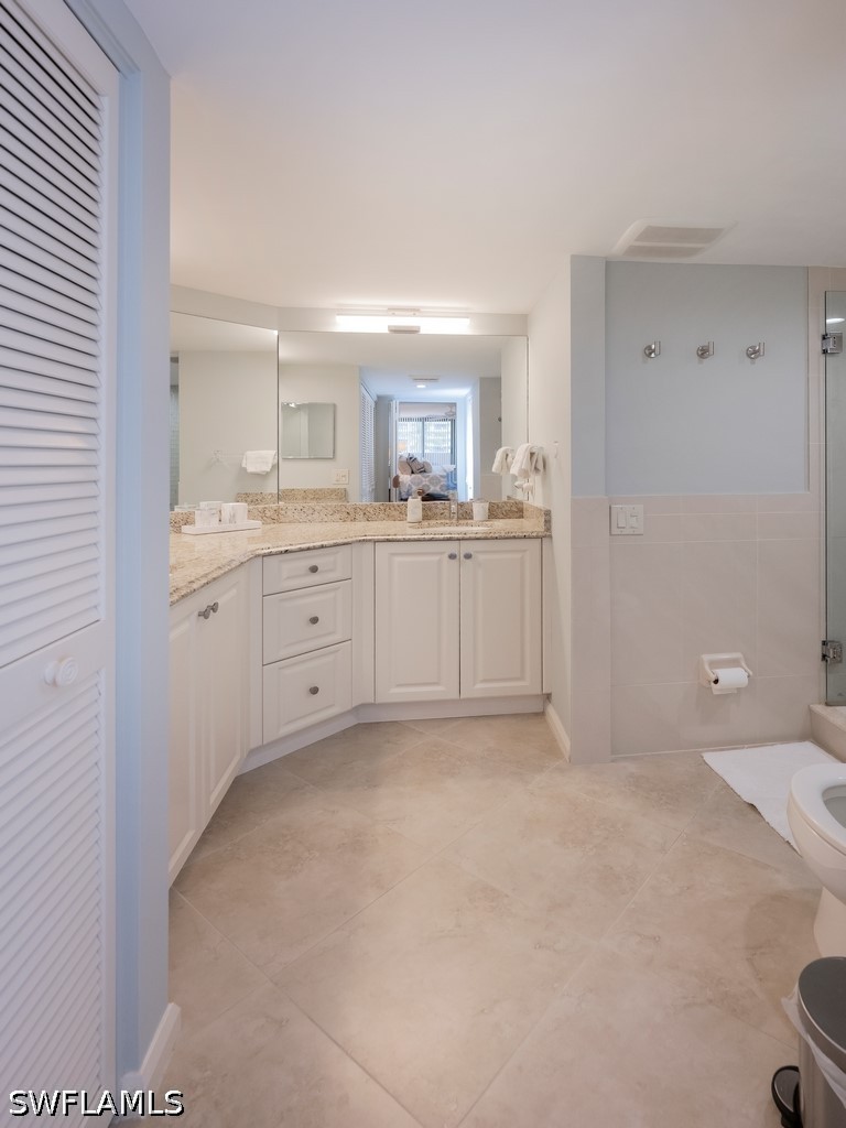 2 Bed Waterfront Home for Sale in Surfsedge, photo 14