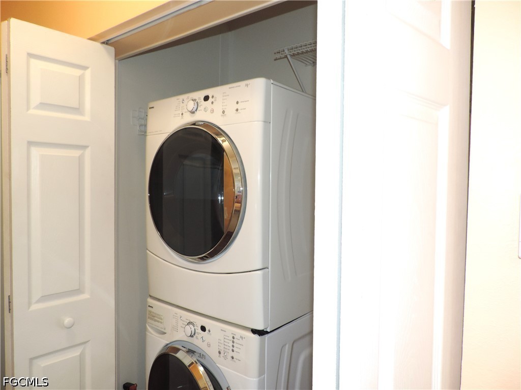 2 Bed ManufacturedHome for Sale in Estero, photo 14