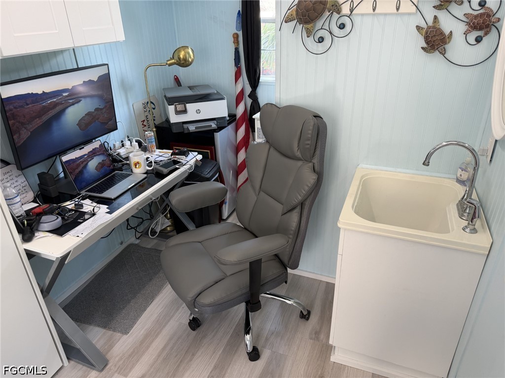 Residential for Sale in Fort Myers, photo 14