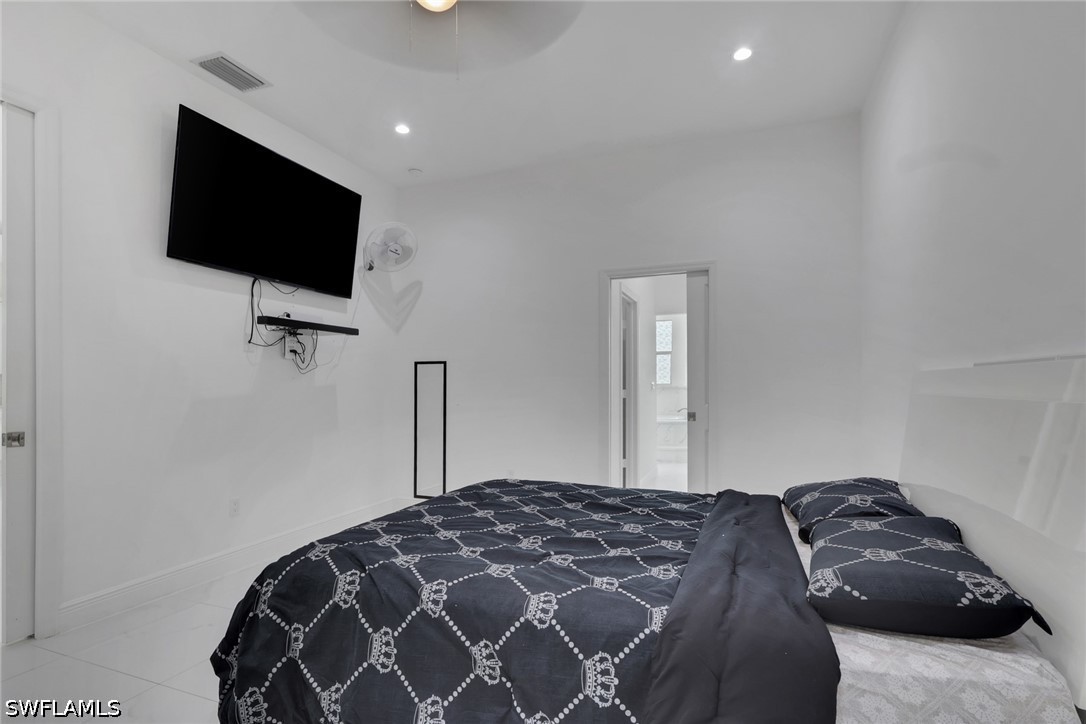 3 Bed SingleFamilyResidence for Sale in Naples, photo 14