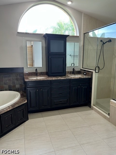 3 Bed Pool Home for Sale in Cape Coral, photo 14