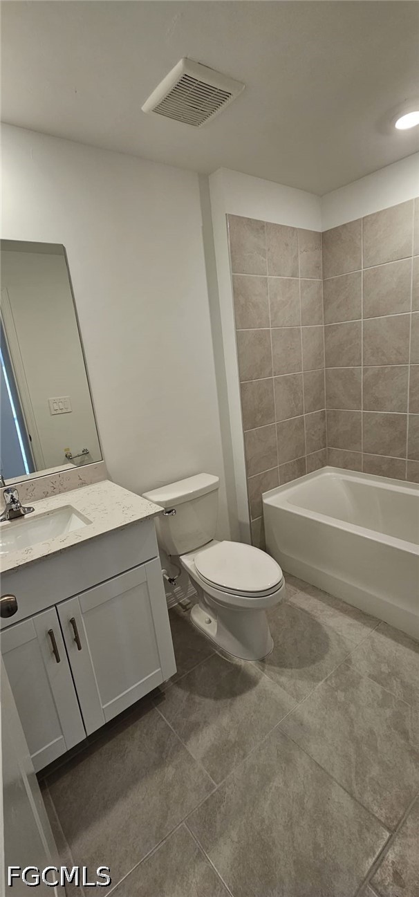 3 Bed Waterfront Home for Sale in Lehigh Acres, photo 14