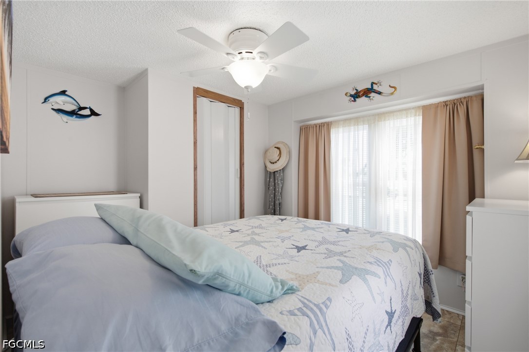 2 Bed ManufacturedHome for Sale in Fort Myers, photo 14