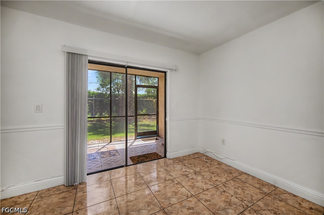 2 Bed Condominium for Sale in Fort Myers, photo 14