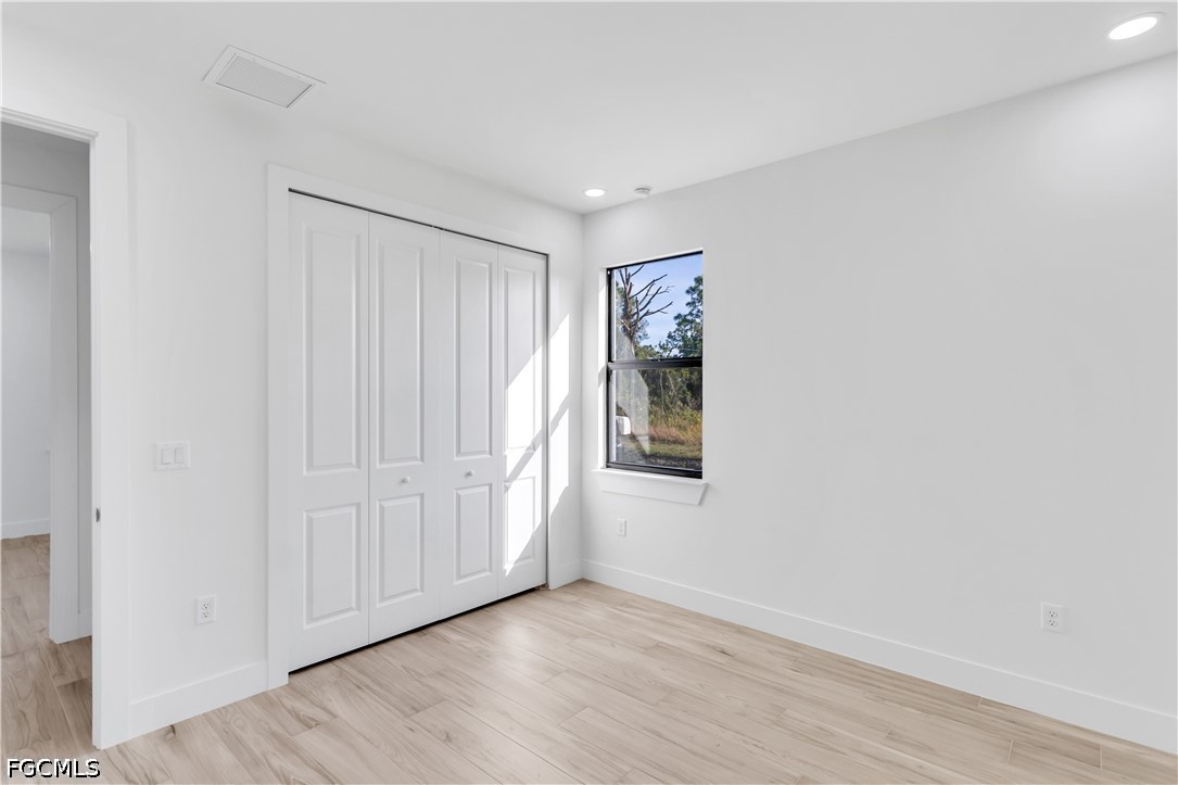 3 Bed SingleFamilyResidence for Sale in Lehigh Acres, photo 14