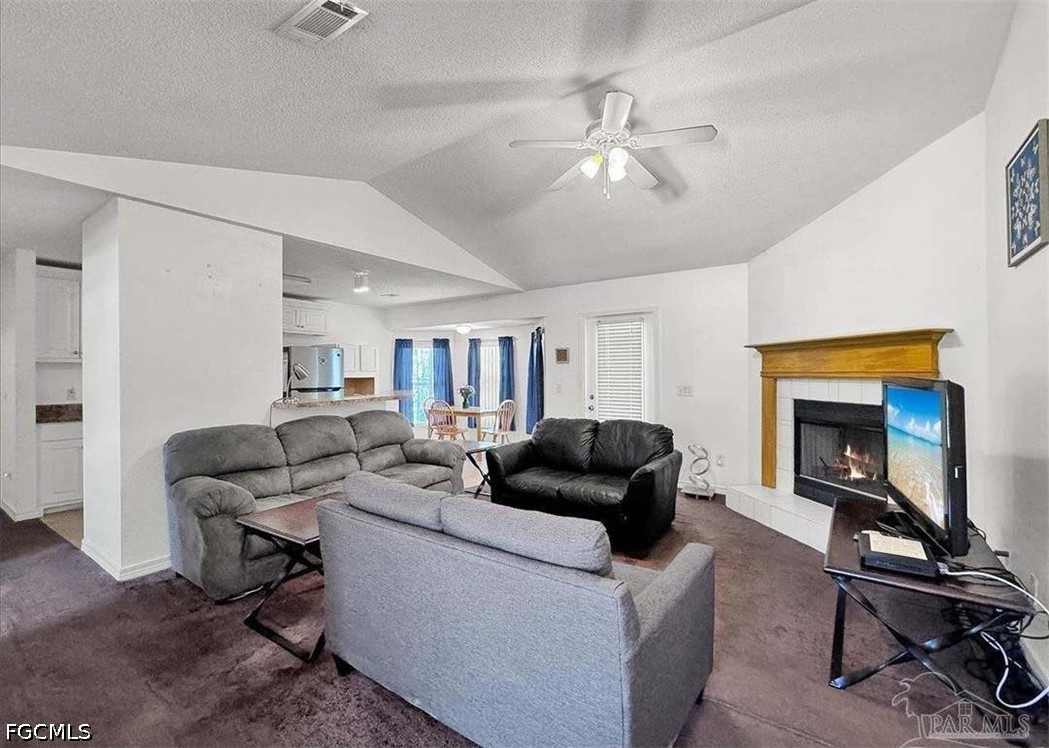 3 Bed SingleFamilyResidence for Sale in Acreage, photo 14