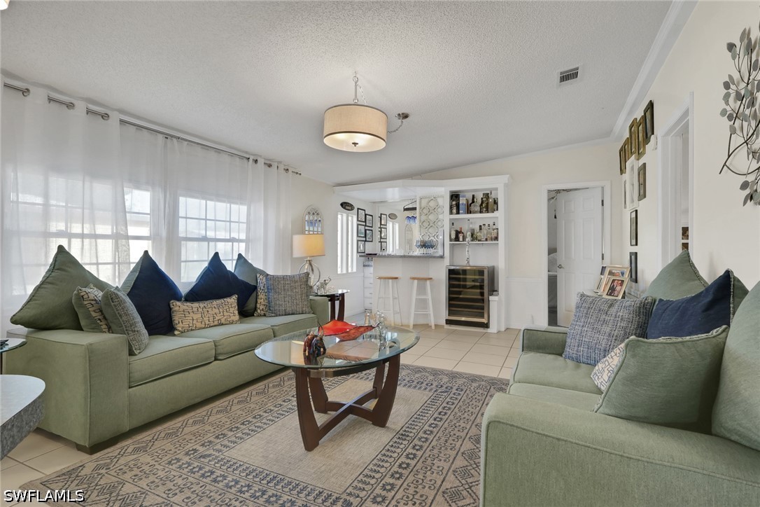 2 Bed SingleFamilyResidence for Sale in Naples, photo 14