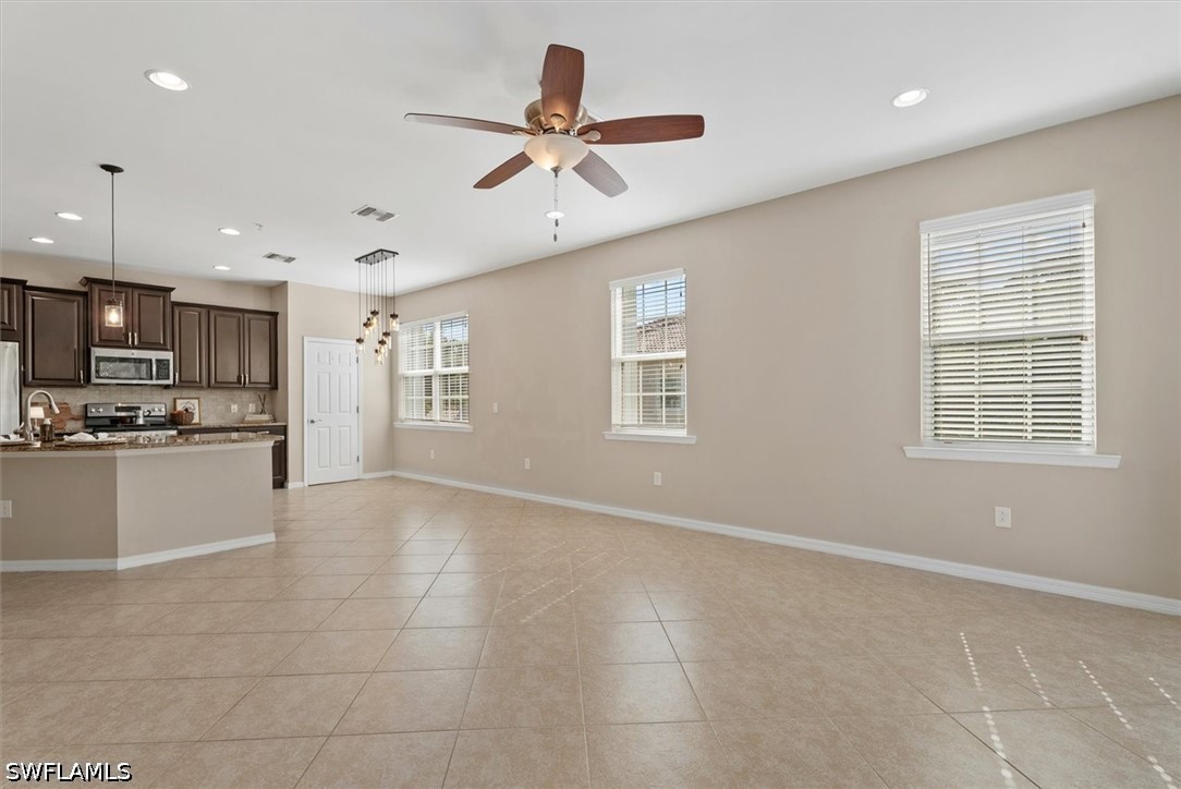 3 Bed Condominium for Sale in Fort Myers, photo 14