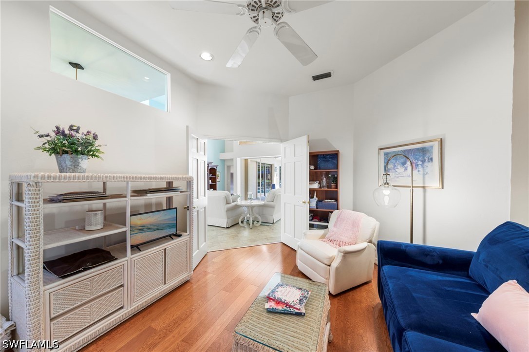 3 Bed Pool Home for Sale in Lake Club, photo 14