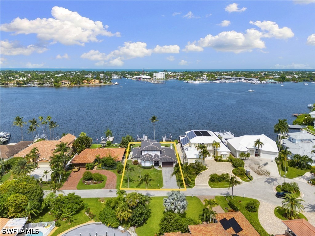 4 Bed Pool Home for Sale in Royal Harbor, photo 14