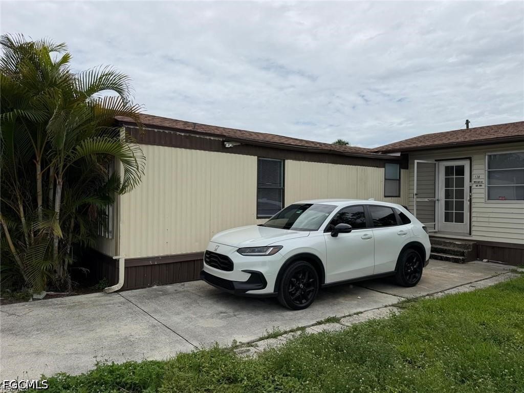 2 Bed Waterfront Home for Sale in Fort Myers Estates, photo 14
