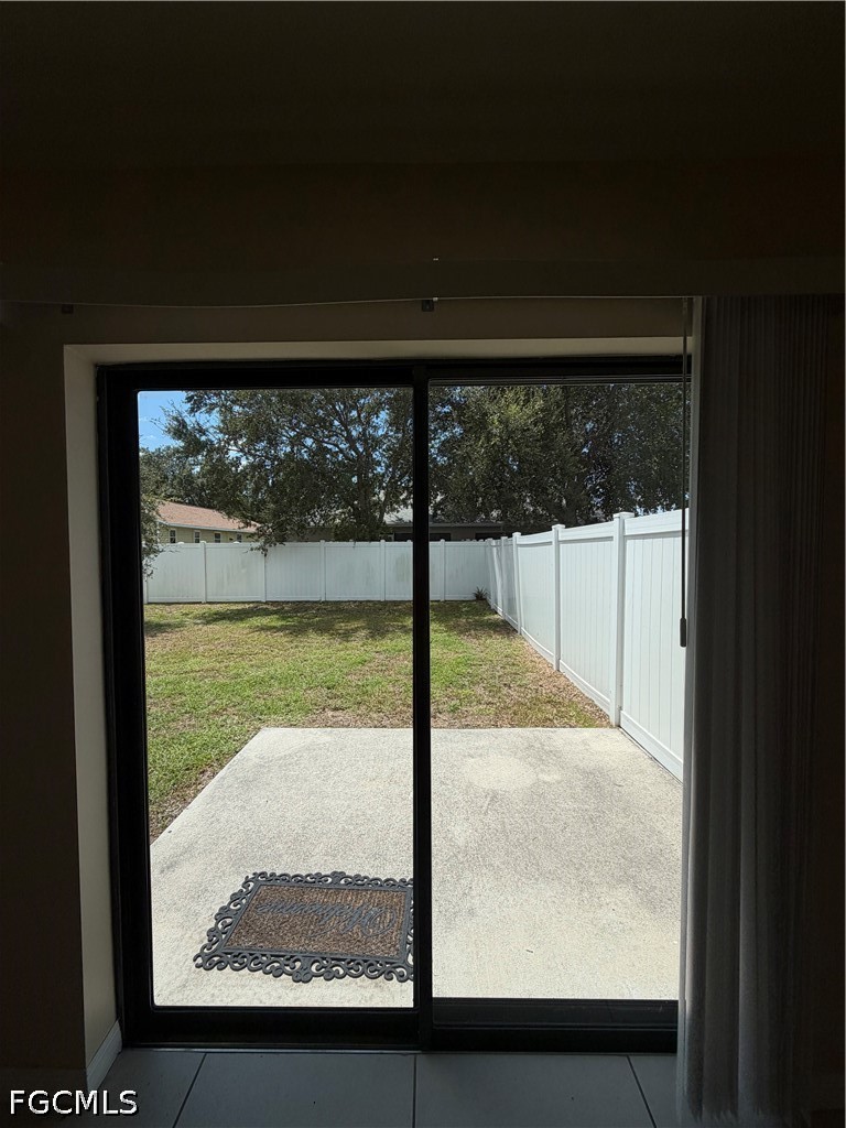 3 Bed Duplex for Sale in Cape Coral, photo 14