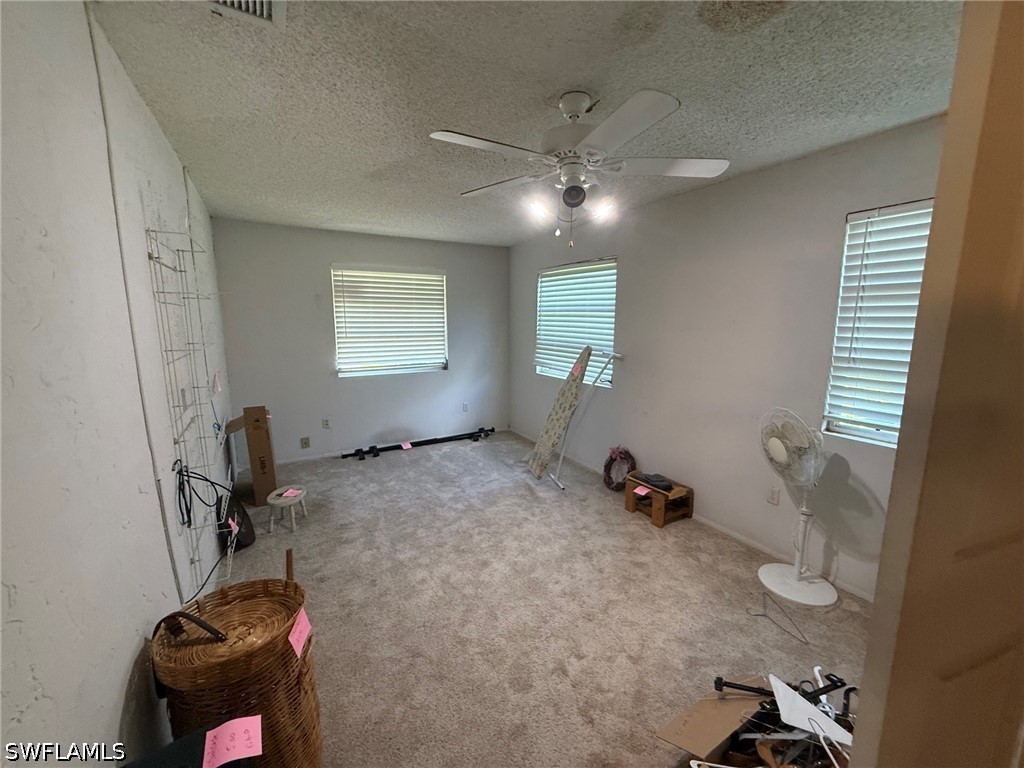 4 Bed SingleFamilyResidence for Sale in Fort Myers, photo 14