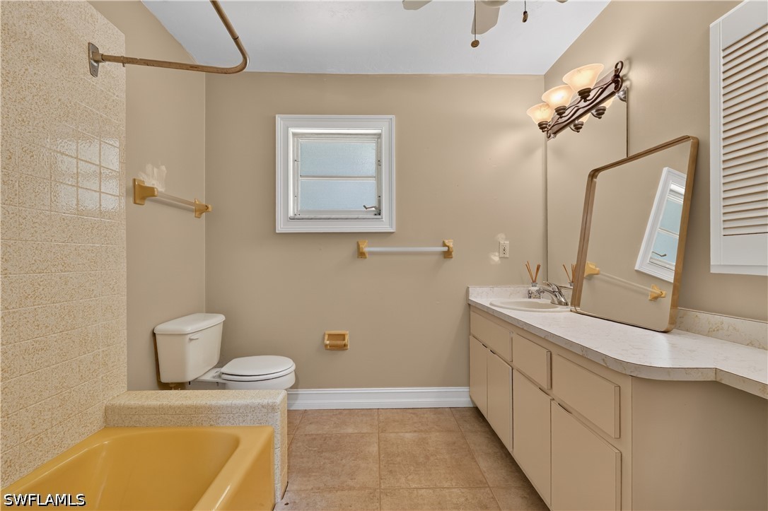 3 Bed Waterfront Home for Sale in Fort Myers, photo 14