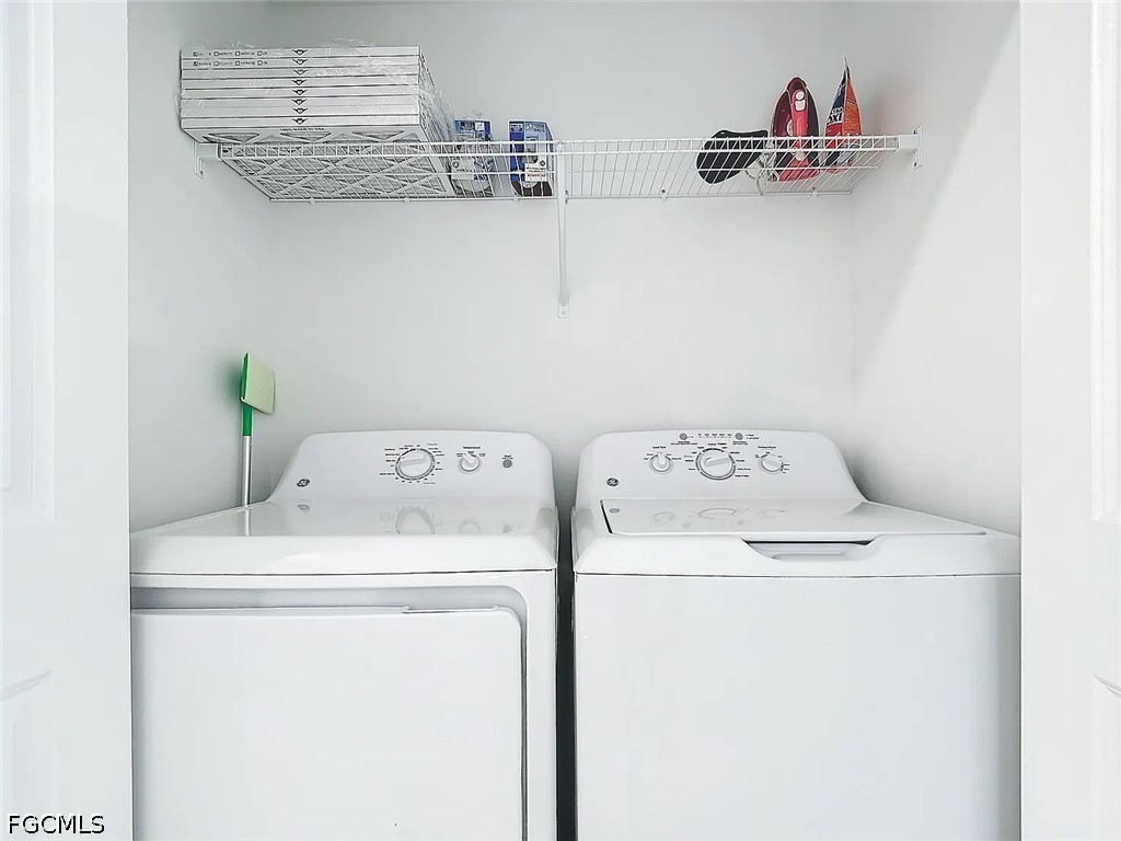 2 Bed Condominium for Sale in Babcock National, photo 14