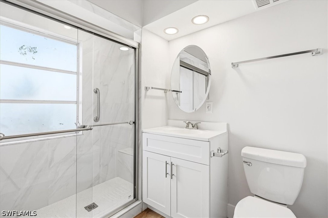 2 Bed Condominium for Sale in Everglades Club, photo 14