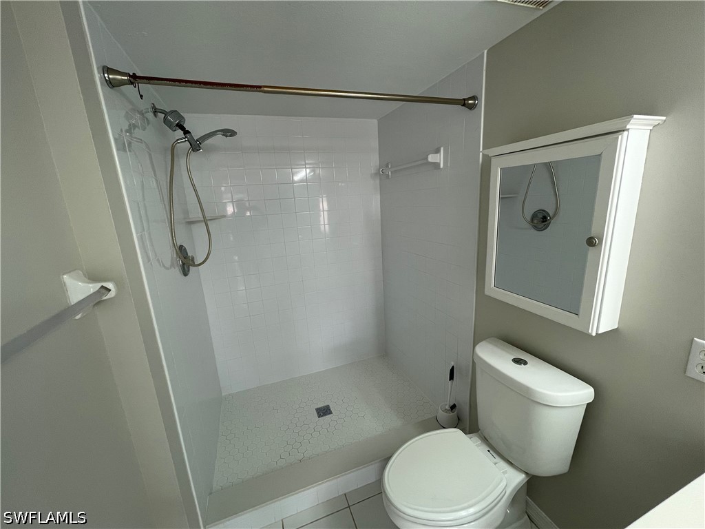 2 Bed Condominium for Sale in Morton Grove, photo 14