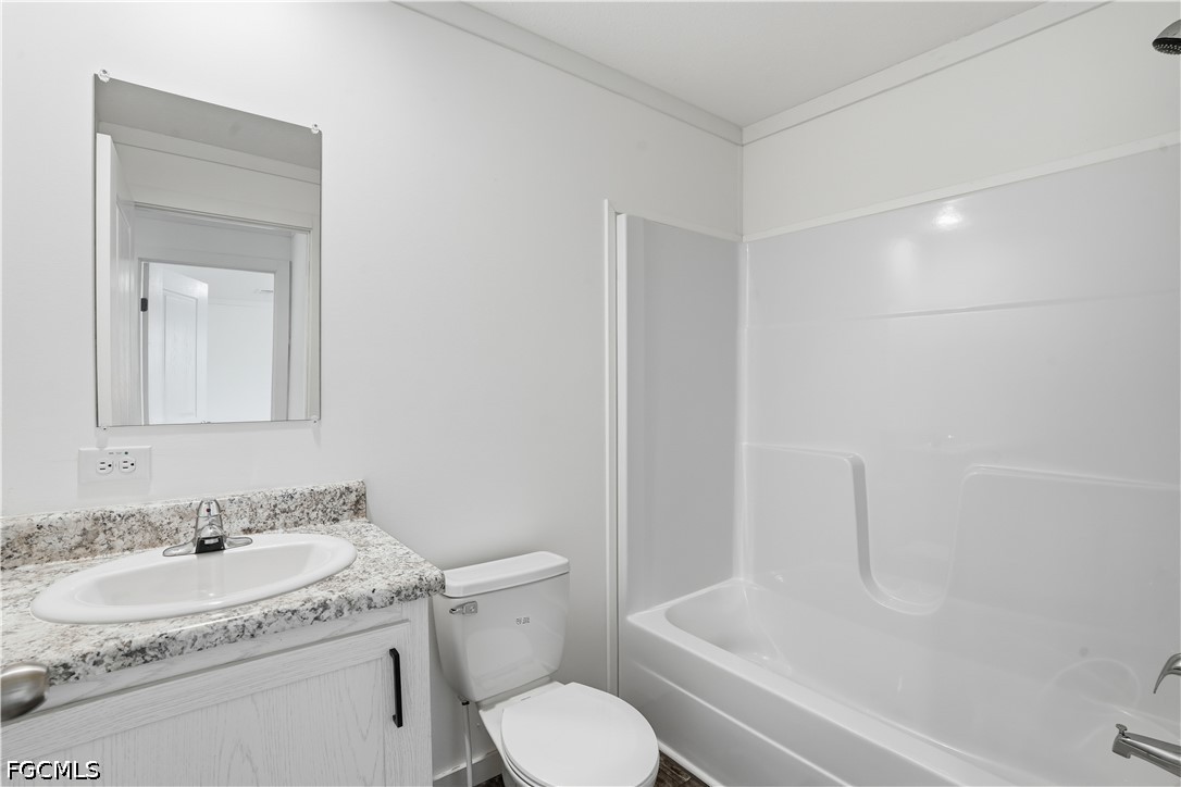 3 Bed ManufacturedHome for Sale in Fort Myers, photo 14