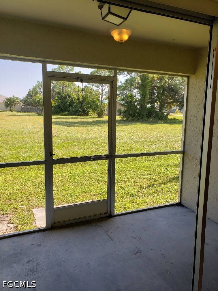 2 Bed Condominium for Sale in Cape Coral, photo 14