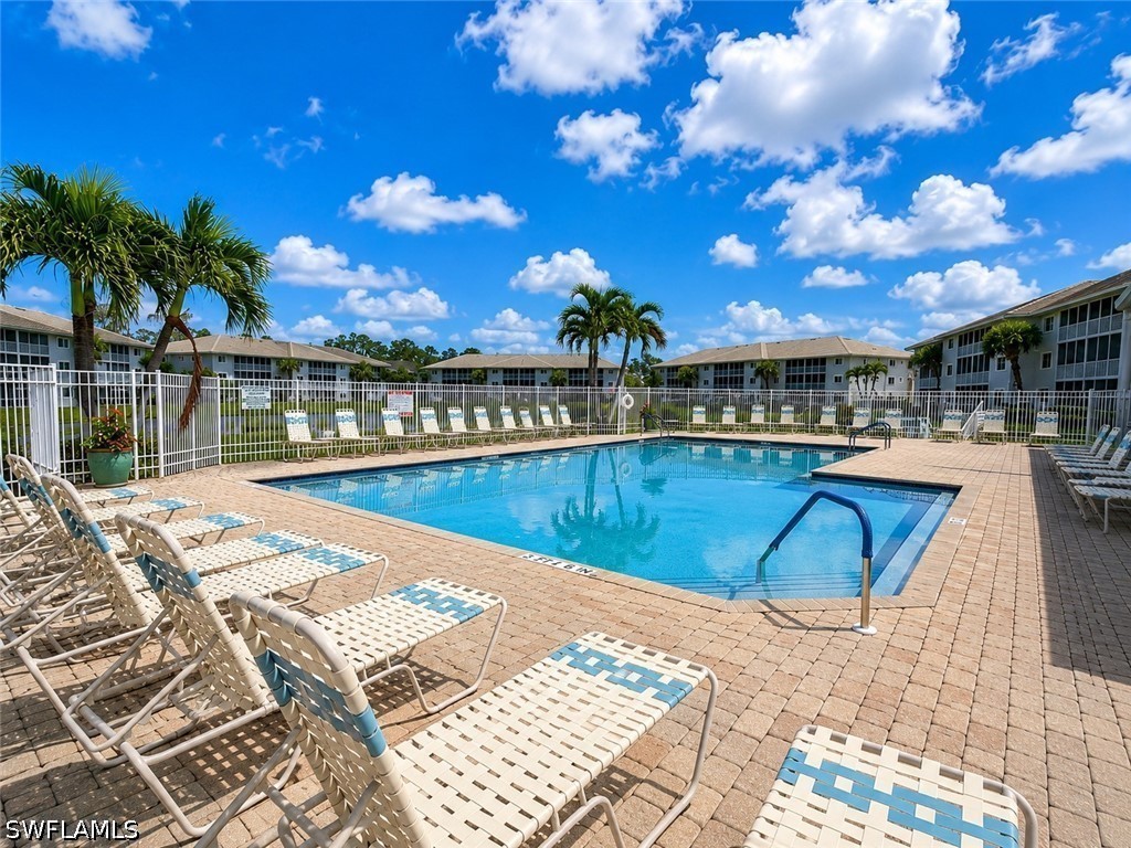 2 Bed Condominium for Sale in Blue Heron, photo 14