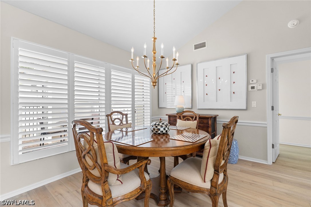 3 Bed SingleFamilyResidence for Sale in Naples, photo 14