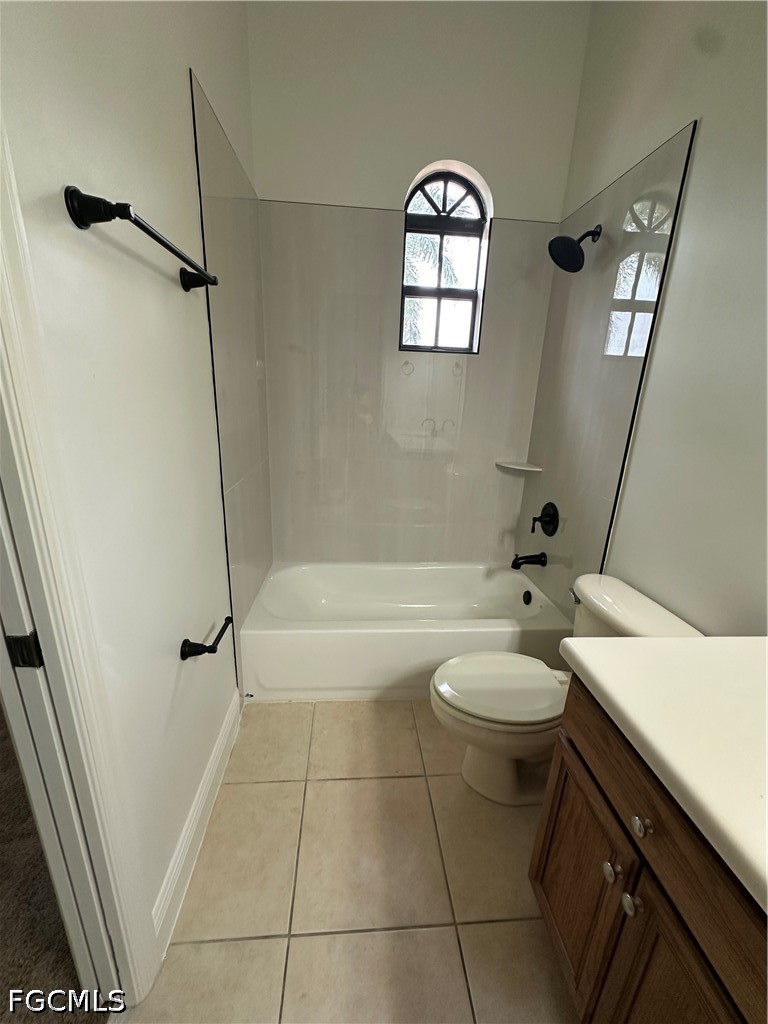 3 Bed Condominium for Sale in Tuscany Villas, photo 14