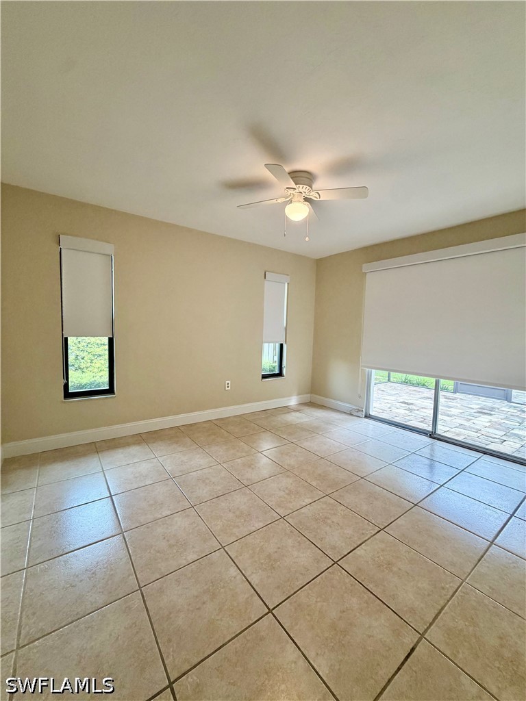 3 Bed SingleFamilyResidence for Sale in Naples, photo 14