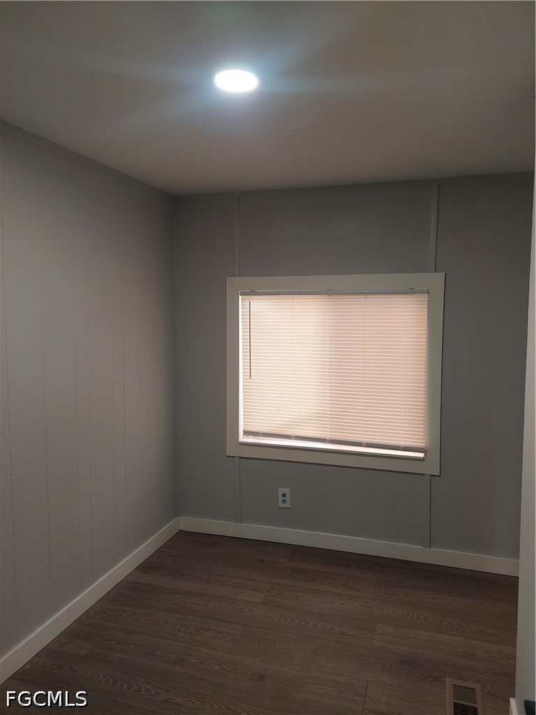 3 Bed ManufacturedHome for Sale in North Fort Myers, photo 14